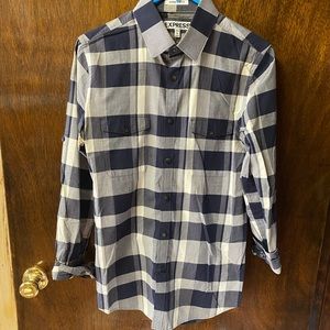 Express button down